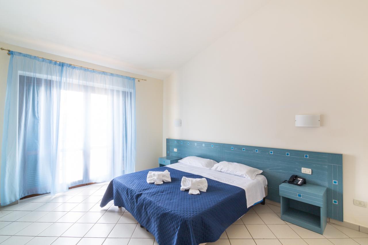 Nelema Village Resort San Nicola Arcella Quarto foto